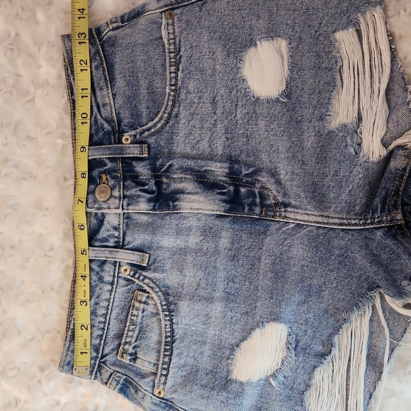 Forever 21 Distressed Cut-off Shorts - Picture 6 of 9
